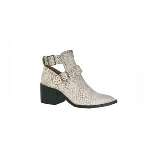 Steve Madden Women’s Andy White Crocodile Studded Buckle Ankle Boot Size 7.5